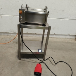 Ontzwoerdmachine Cretel 361 F